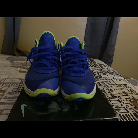 Lebron “Sprites” 8s VNDS - Picture 4 of 4